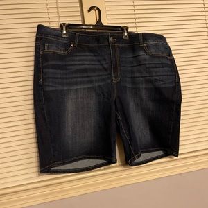 Maurice’s 24 shorts